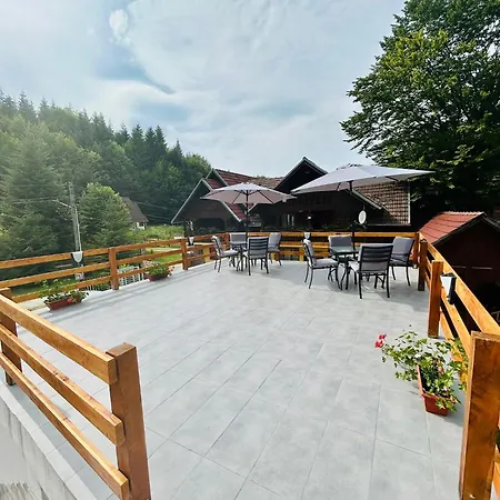 Casa Ursu * Cîrţişoara