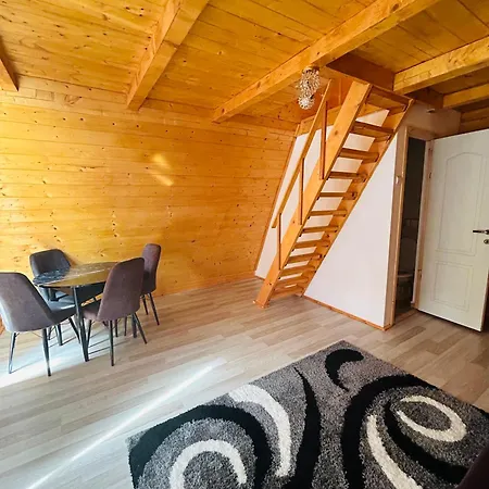 Casa Ursu Lodge *